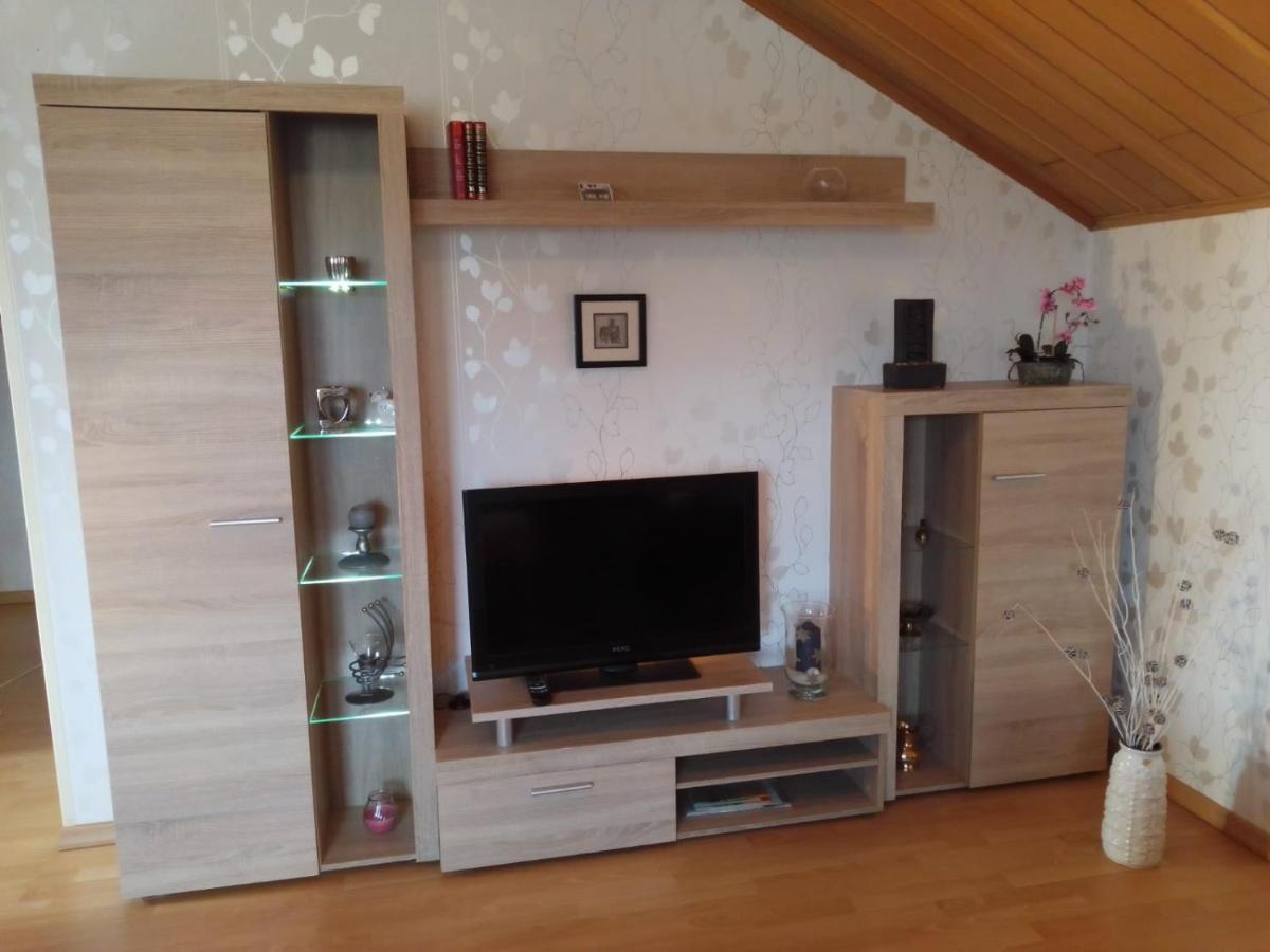 Haus Heidrun Διαμέρισμα Dolgesheim Εξωτερικό φωτογραφία