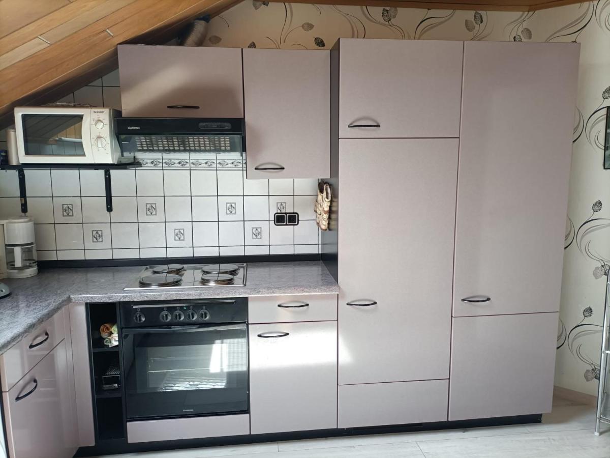 Haus Heidrun Διαμέρισμα Dolgesheim Εξωτερικό φωτογραφία